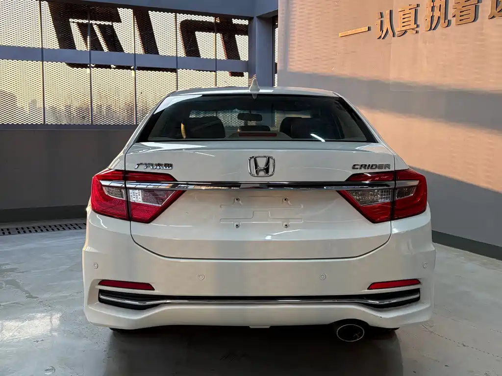 Honda Crider 2016 — фото 13