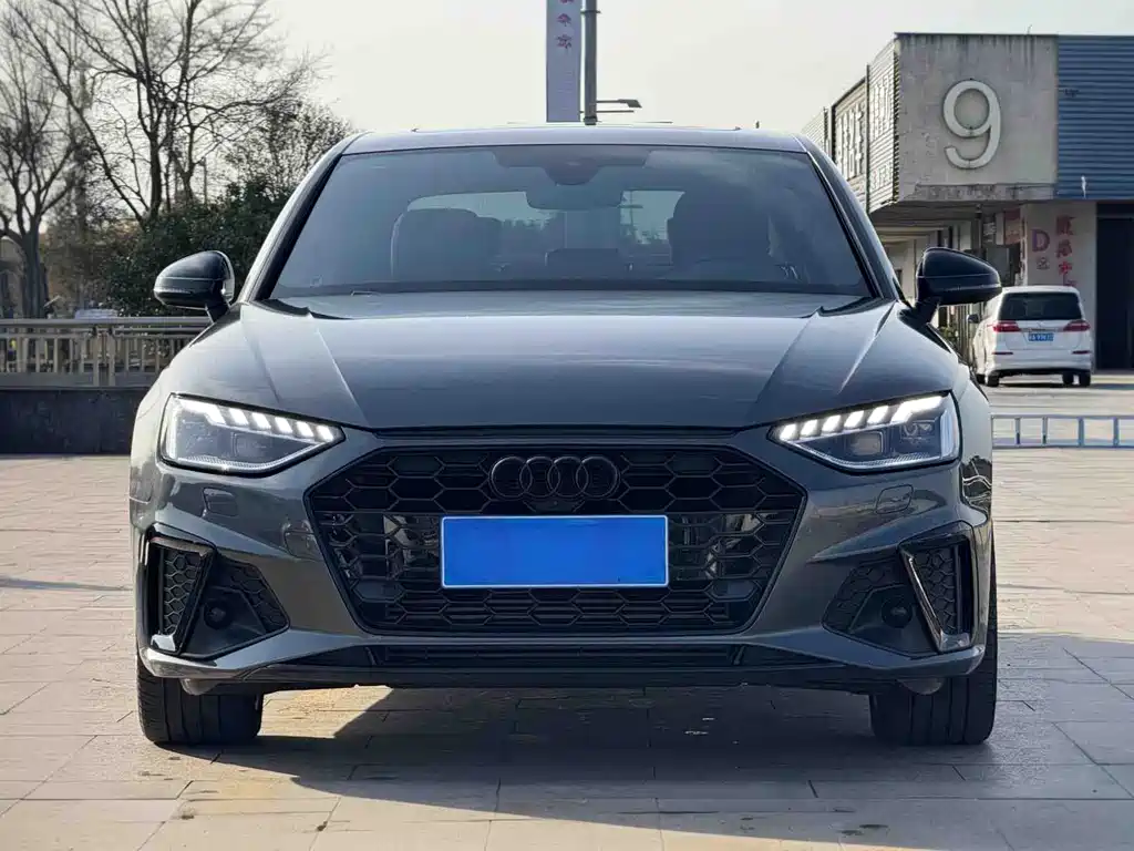 Audi A4L 2023