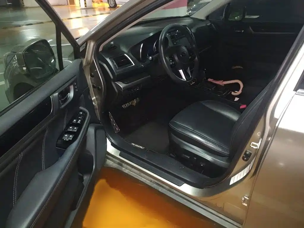Subaru Outback 2018 — фото 14