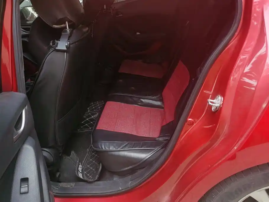 Mazda 3 Axela 2019 — фото 11