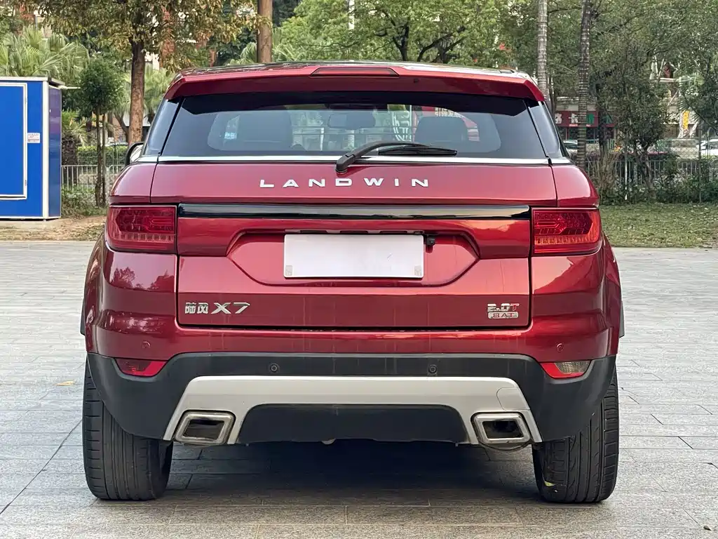 Landwind X7 2017 — фото 14
