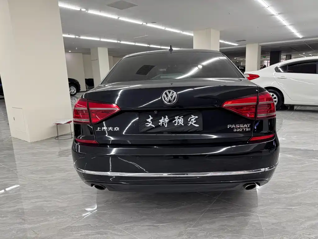 Volkswagen Passat 2018 — фото 5