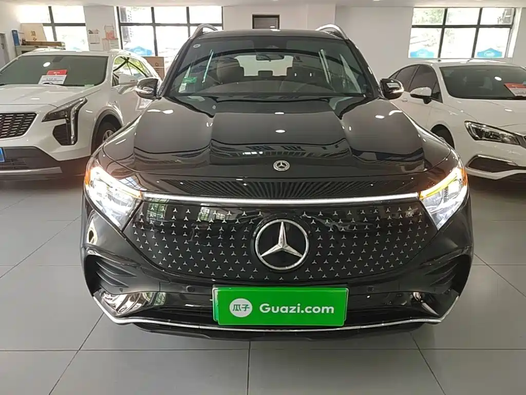 Mercedes-Benz EQB 2026
