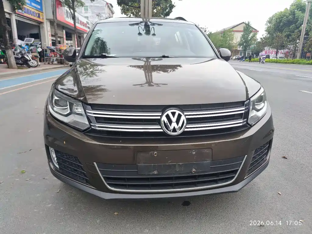 Volkswagen Tiguan 2015 — фото 2