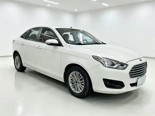 Ford Escort 2015