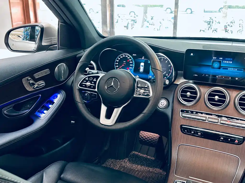 Mercedes-Benz GLC 2021 — фото 26