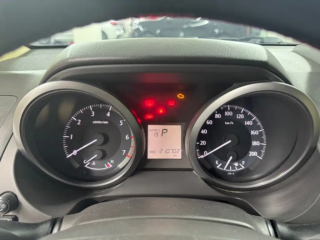 Toyota Prado 2016 — фото 13