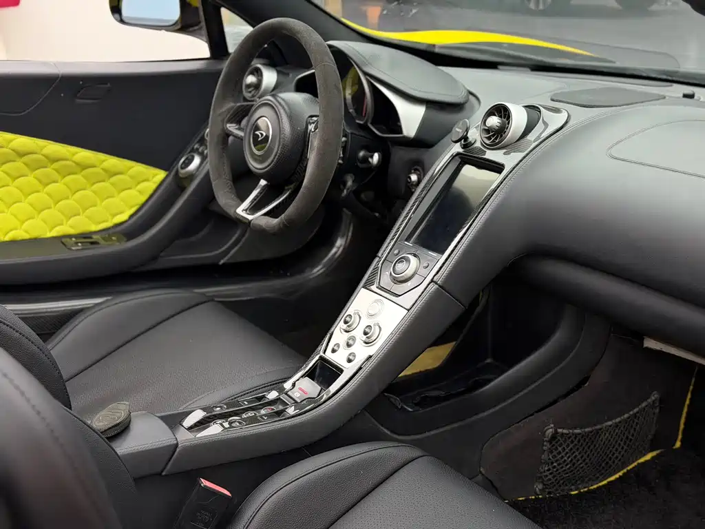 McLaren 12C 2014 — фото 11