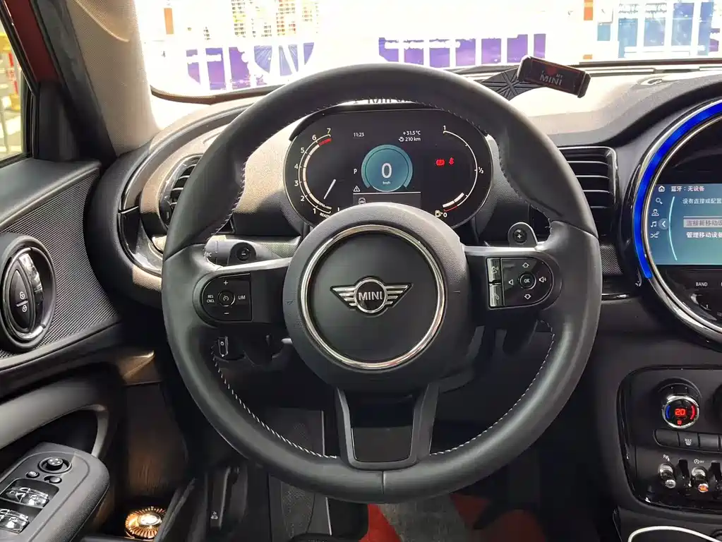 MINI Clubman 2021 — фото 13