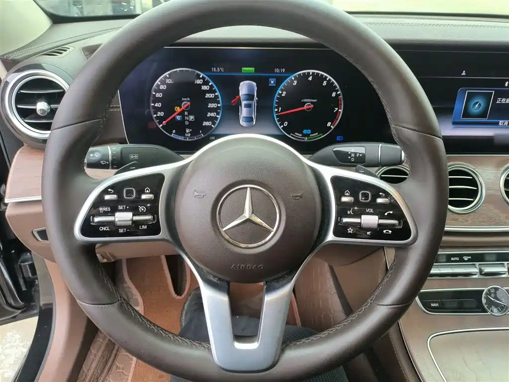 Mercedes-Benz E-Class 2020 — фото 7