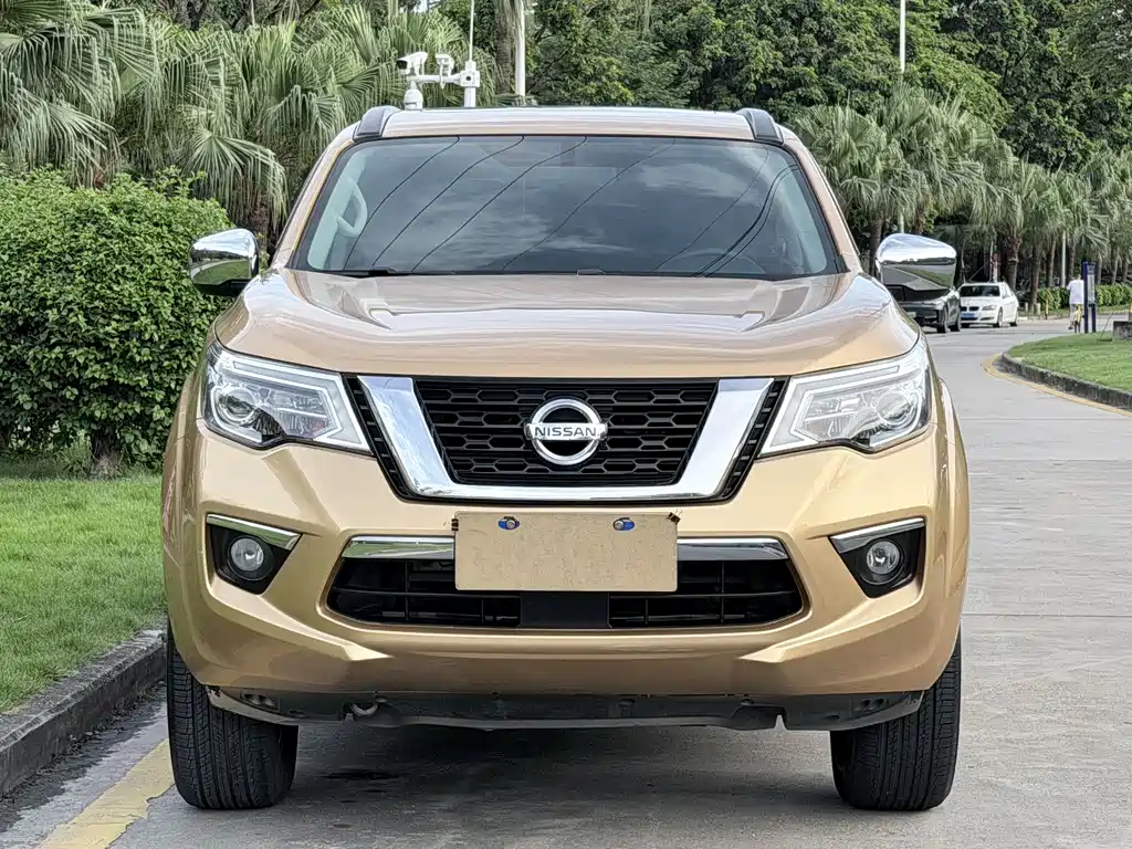 Nissan Terra 2018