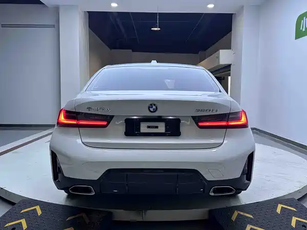 BMW 3 Series 2023