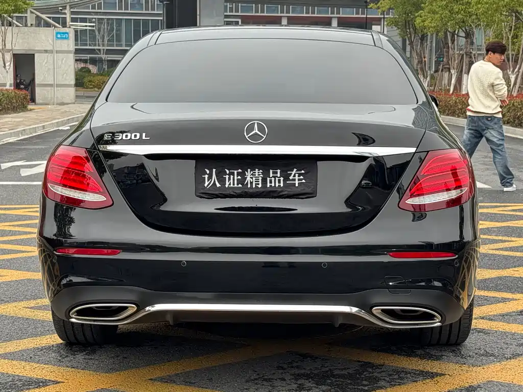 Mercedes-Benz E-Class 2020 — фото 4