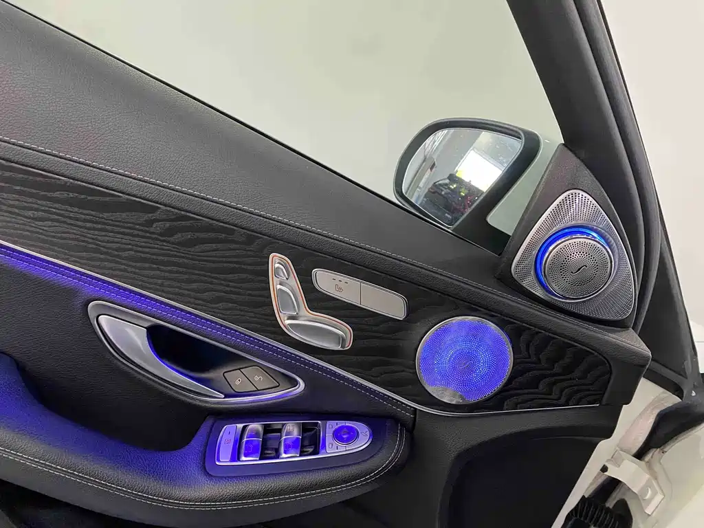 Mercedes-Benz C-Class 2019