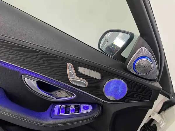 Mercedes-Benz C-Class 2019