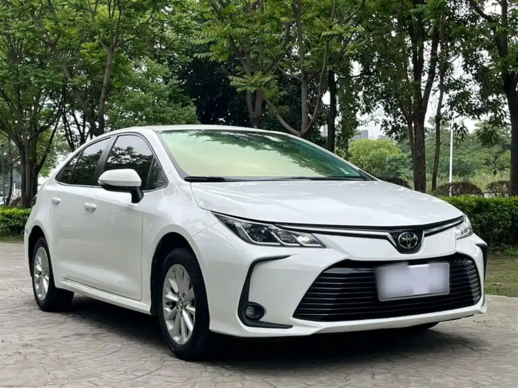 Toyota Corolla 2021 — фото 23