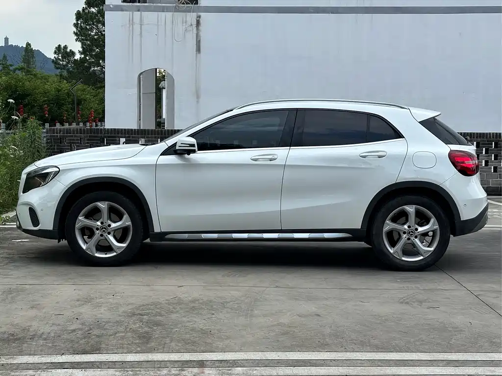 Mercedes-Benz GLA 2018 — фото 5