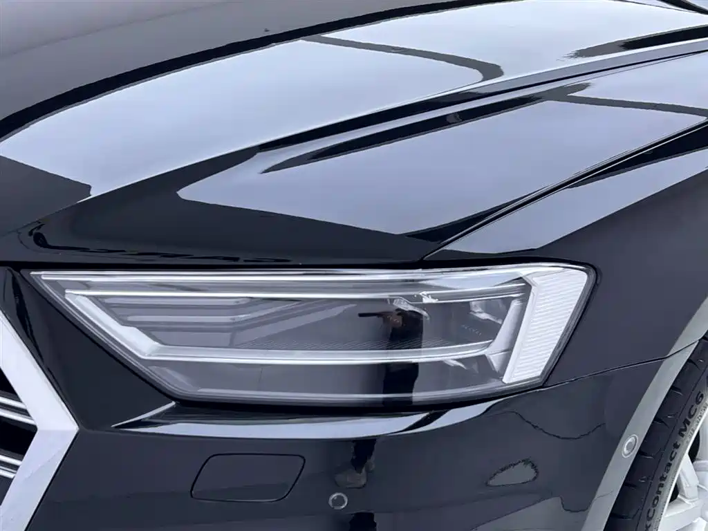 Audi A8 2019 — фото 12