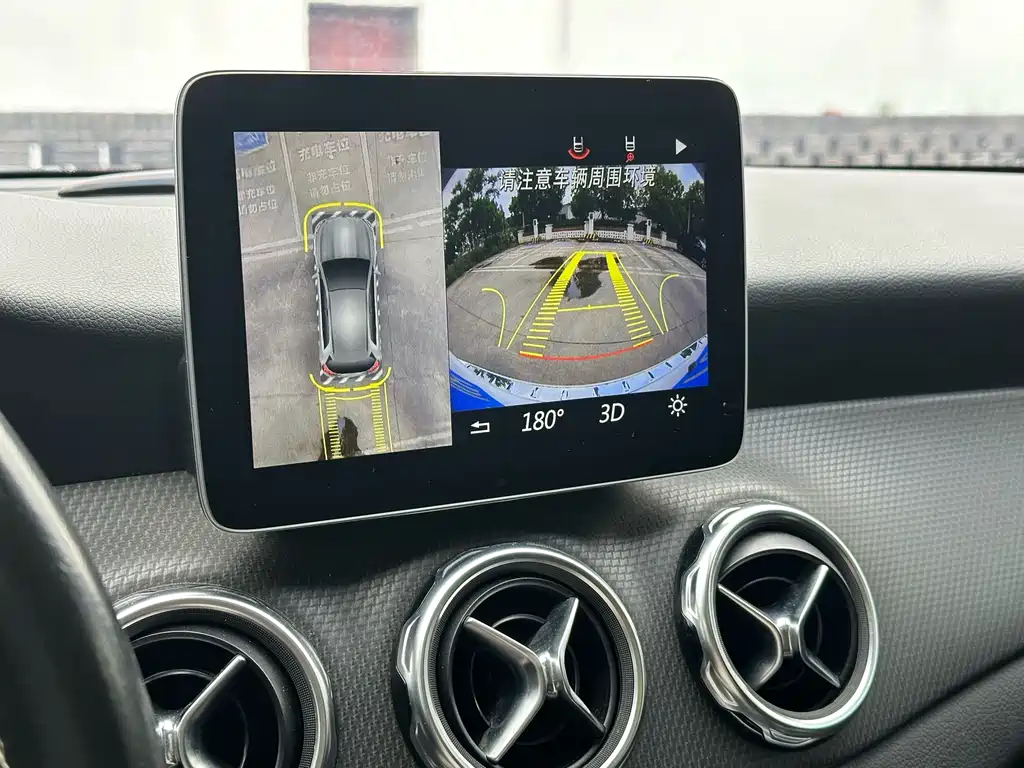 Mercedes-Benz GLA 2018 — фото 10