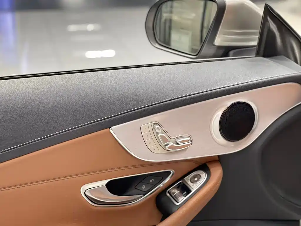 Mercedes-Benz C-Class 2019 — фото 10