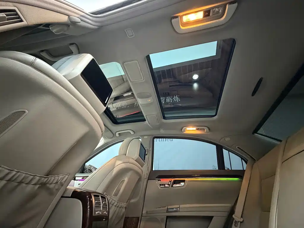 Mercedes-Benz S-Class 2011 — фото 15