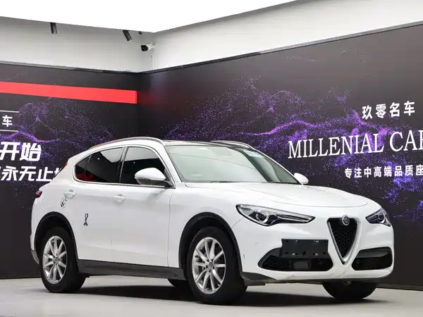 Alfa Romeo Stelvio 2019