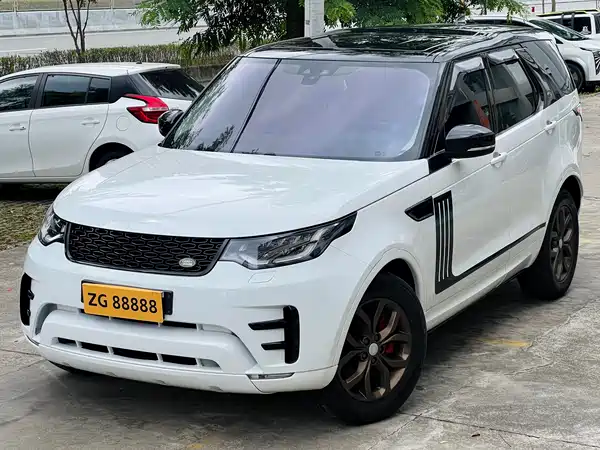 Land Rover Discovery 2018