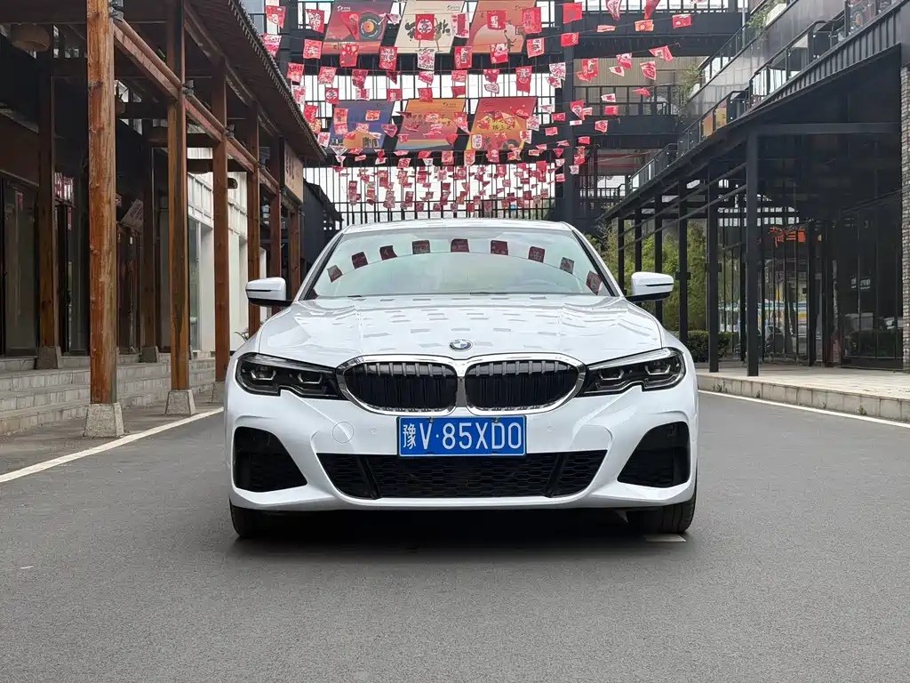 BMW 3 Series 2020