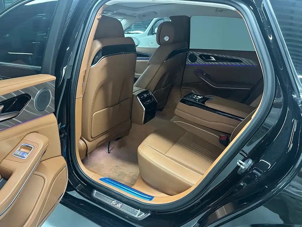 Hongqi H9 2021 — фото 10