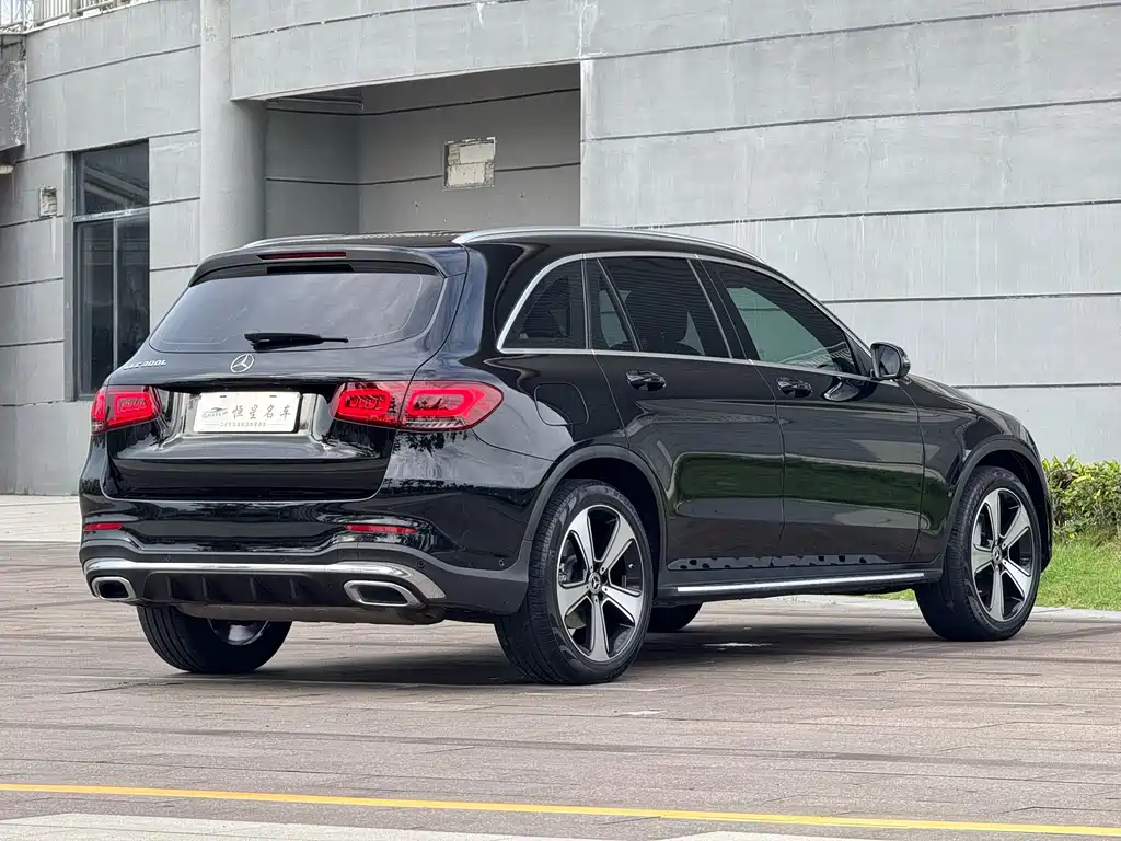 Mercedes-Benz GLC 2023 — фото 9
