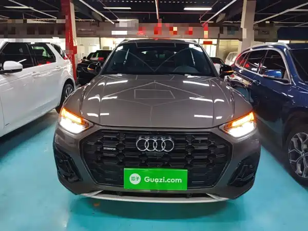 Audi Q5L 2023