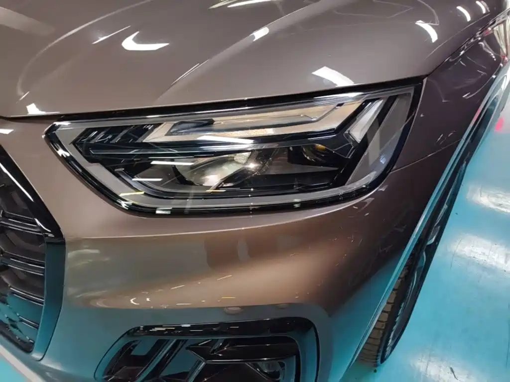 Audi Q5L 2023 — фото 24