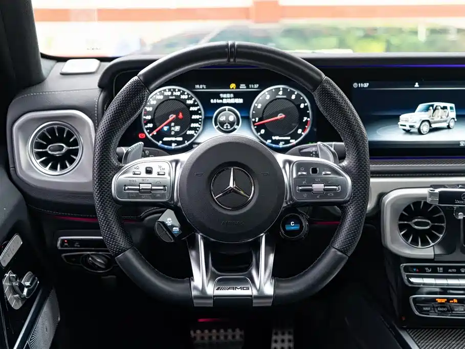 Mercedes-Benz G-Class AMG 2023 — фото 17