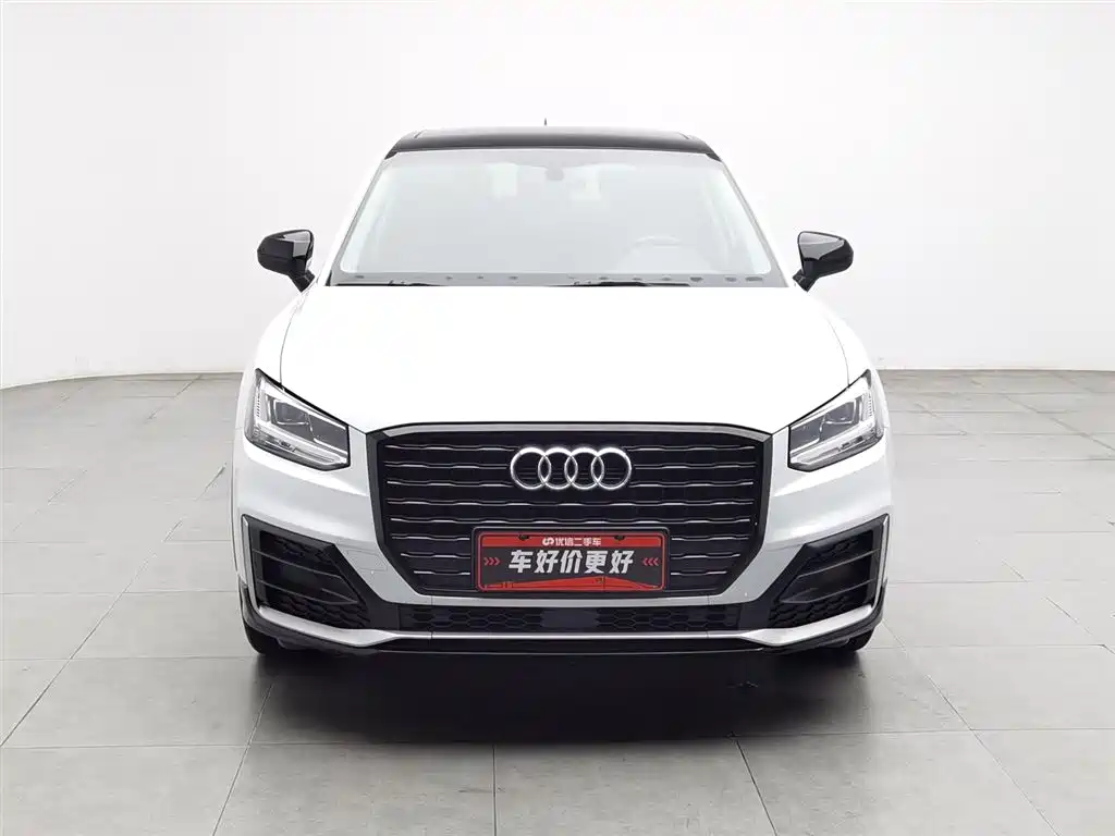 Audi Q2L 2020