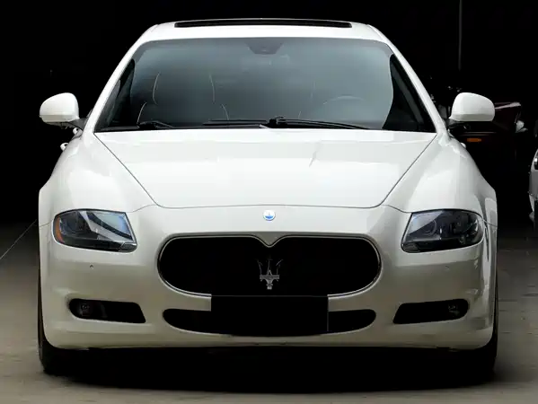 Maserati Quattroporte 2010