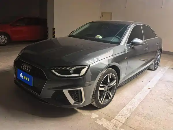 Audi A4L 2020