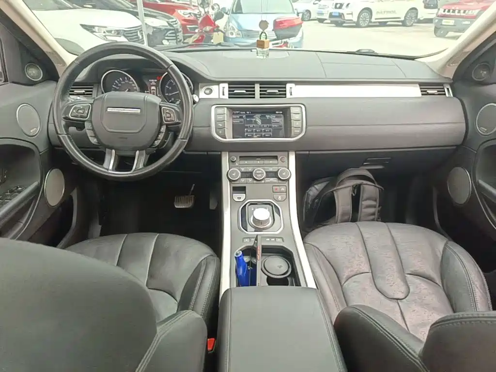 Land Rover Evoque 2016 — фото 10