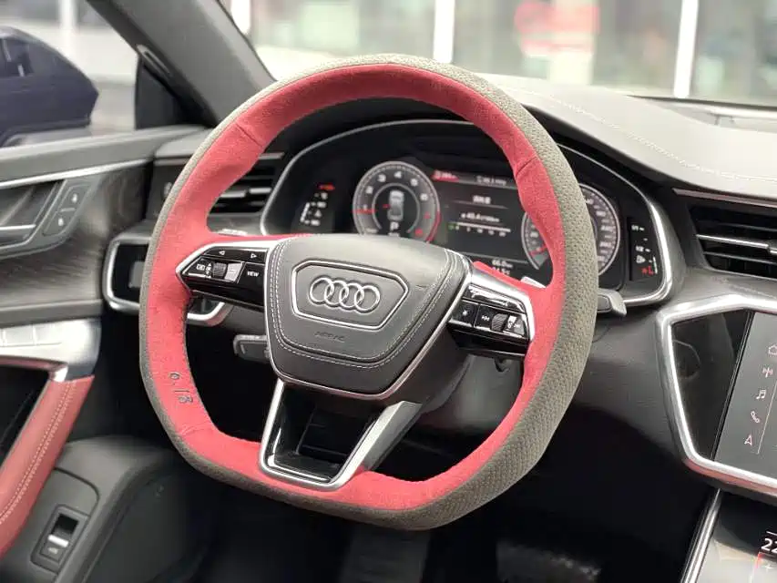 Audi A7L 2025 — фото 11