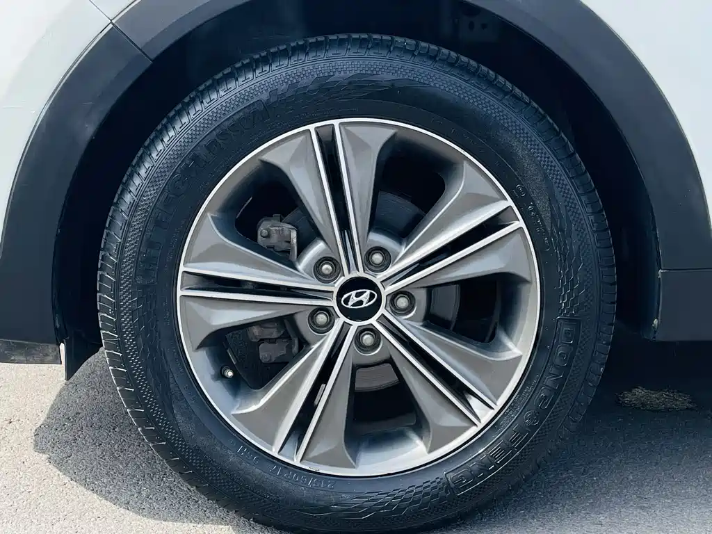 Hyundai ix25 2015 — фото 17