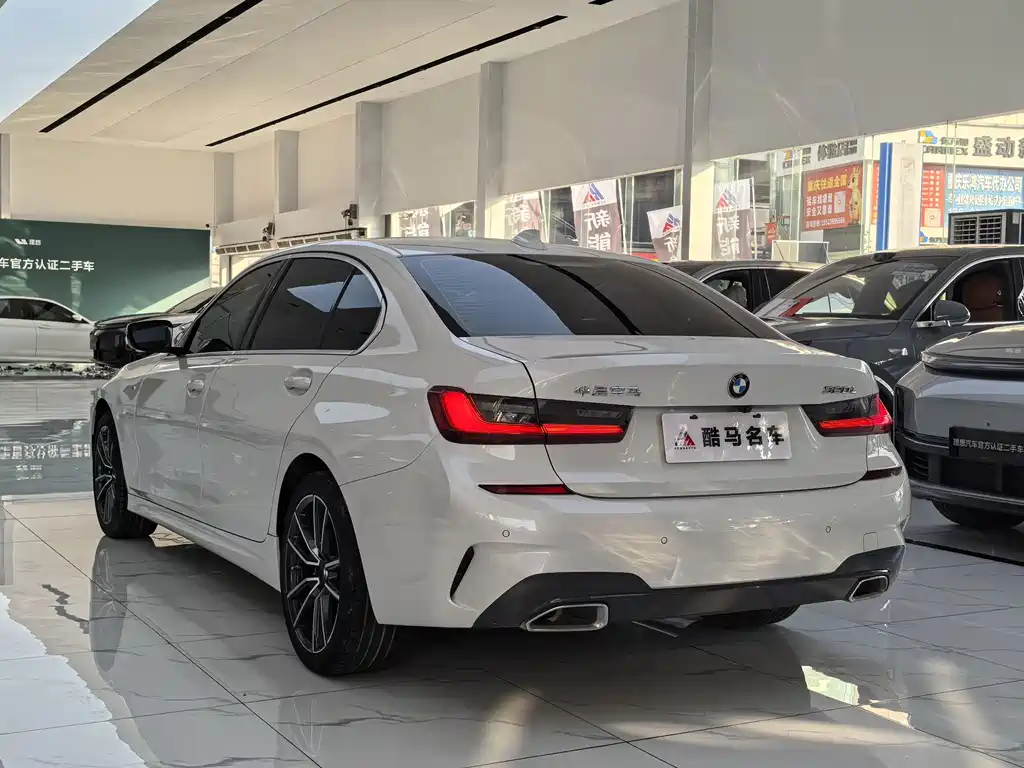 BMW 3 Series 2021 — фото 13