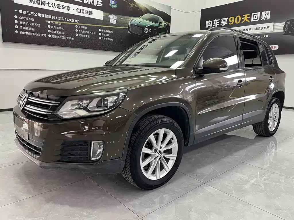 Volkswagen Tiguan 2017 — фото 1