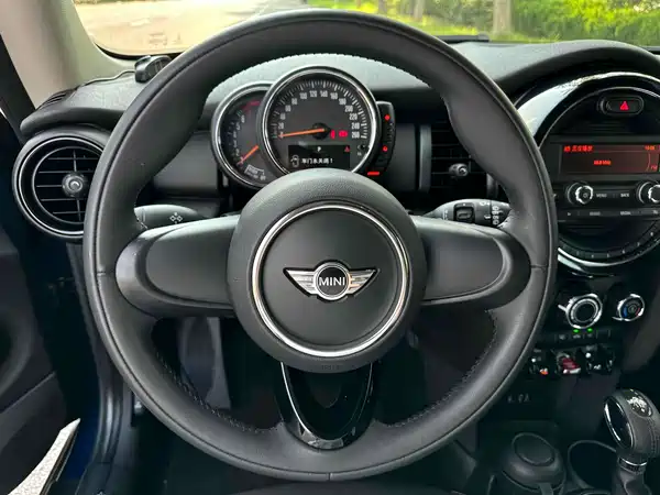 MINI 2017