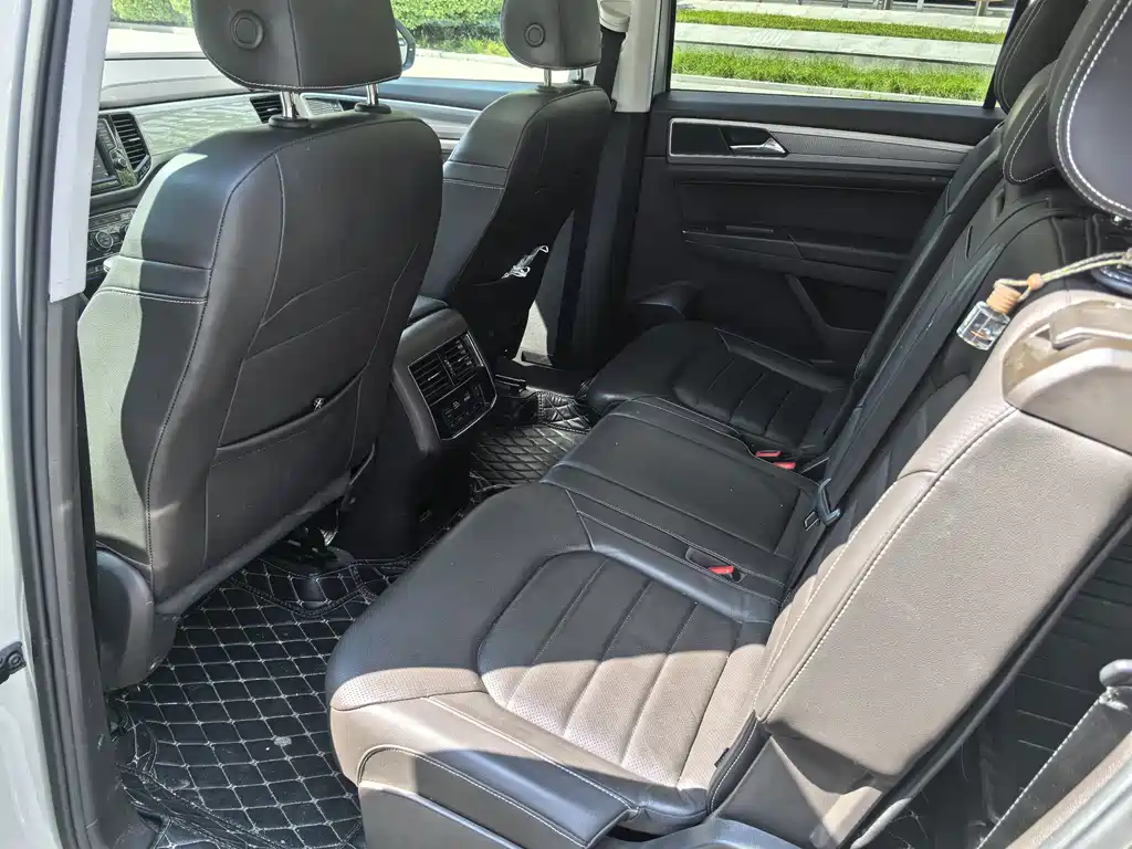 Volkswagen Teramont 2018 — фото 15