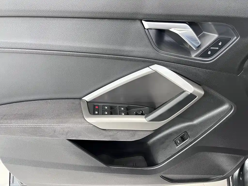 Audi Q3 2022 — фото 10