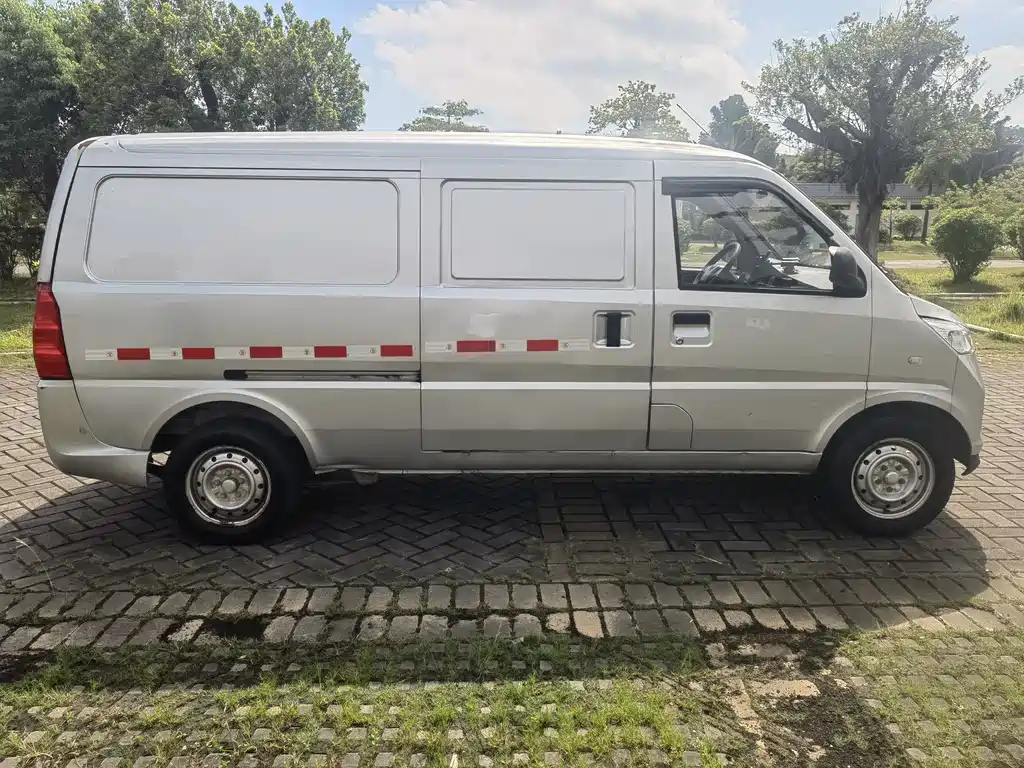 Wuling EV50 2022