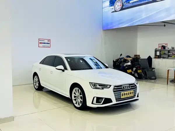 Audi A4L 2019