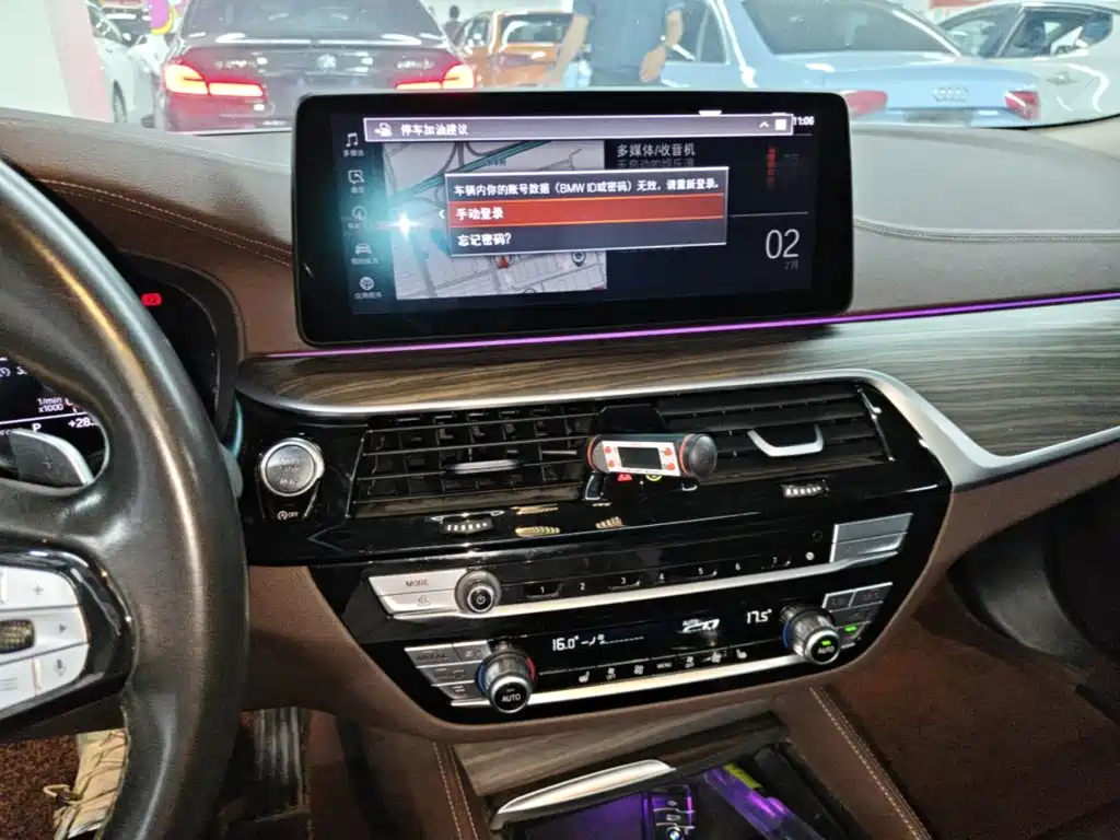 BMW 5 Series 2023 — фото 13