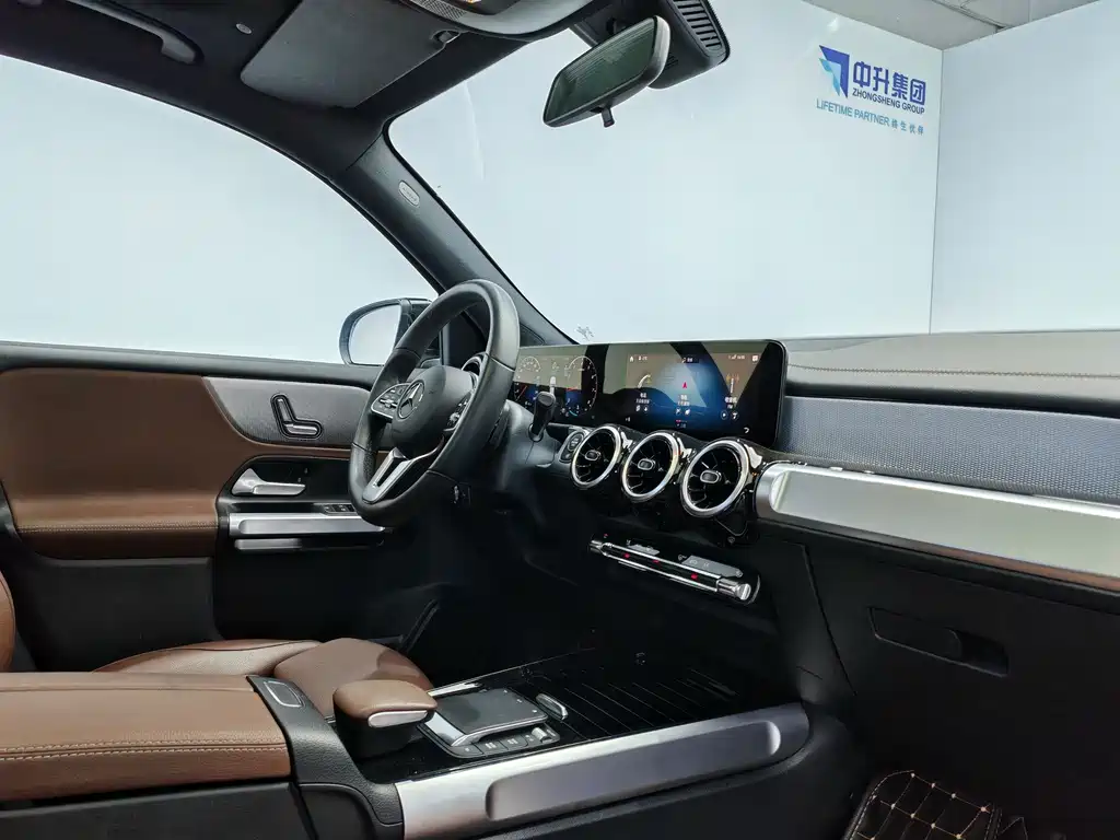 Mercedes-Benz GLB 2023 — фото 15