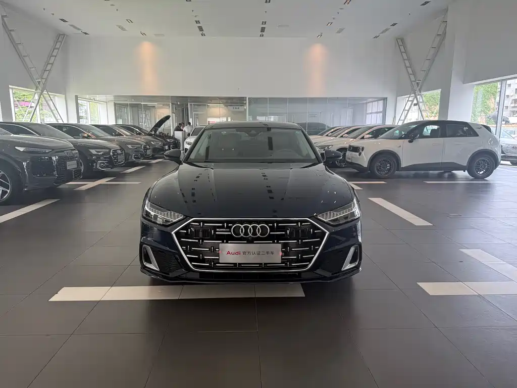 Audi A7L 2022