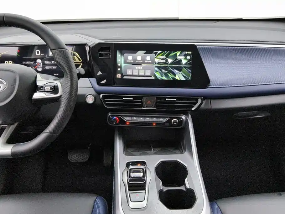 GAC Trumpchi GS3 2025 — фото 13